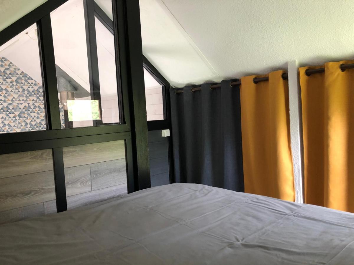 Cottage Chaleureux Dans Domaine Prive Signy-le-Petit Kültér fotó