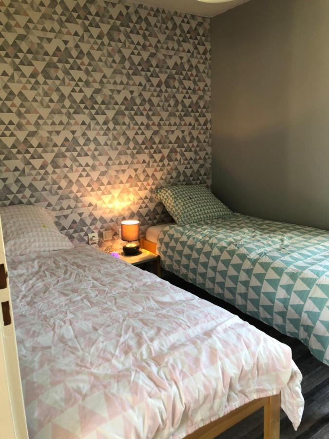Cottage Chaleureux Dans Domaine Prive Signy-le-Petit Kültér fotó